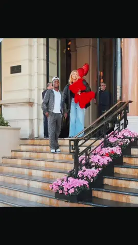 Amooooo @Virginia @Vini Jr. #virginia #vinijr #casal #lindos #amor (lembrado que esse é um fã clube dedicado a Virgínia !!!)