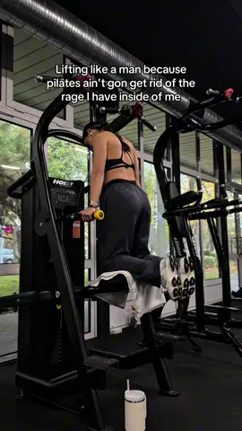 😅 #gymgirl #pilates #fyp #GymTok #pentrutine 