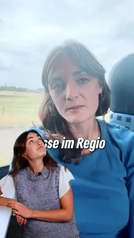 1. Klasse im Regio abschaffen❗️ Mit dieser Forderung ist @nellywaldeck im Sommer in die Diskussion mit euch gegangen🤝 Von Kommentaren, die unser Community-Management-Team auf Trab gehalten haben, bis zu wirklich sinnvollen Anmerkungen und Vorschlägen war alles dabei🙌 Auf einige davon reagiert @nellywaldeck im Video☝️ Vielen Dank an alle, die mit uns in einen konstruktiven Austausch gegangen sind! #bahn #regionalbahn #sh #deutschebahn