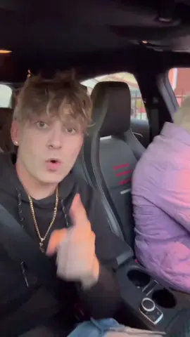 Che nevodo che só #viralvideo #veneto #nonnaenipote #macchina #spritz 