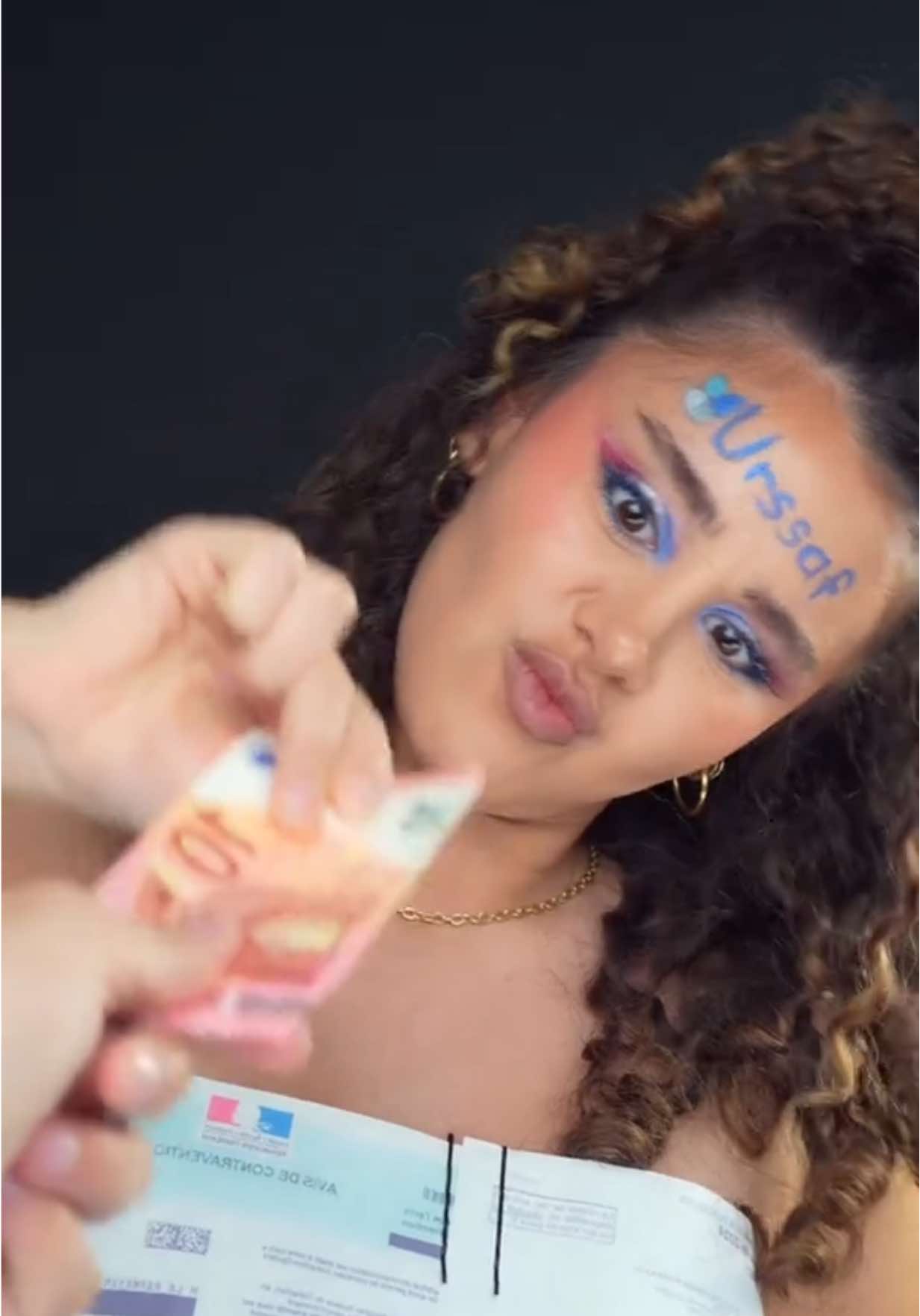 J’ai peur 🥲  #halloweenmakeup #halloween #ursaff  