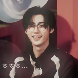 mostly been posting on my other acc so sorry but i’m gonna be more active on here now.here’s a sunghoon edit!i love the intro and he smiles later on in it#sunghoon #fyp #viral #blowup #enhypen  cc-geo @𝘫𝘦𝘴𝘴 ⊹ . ݁˖ 