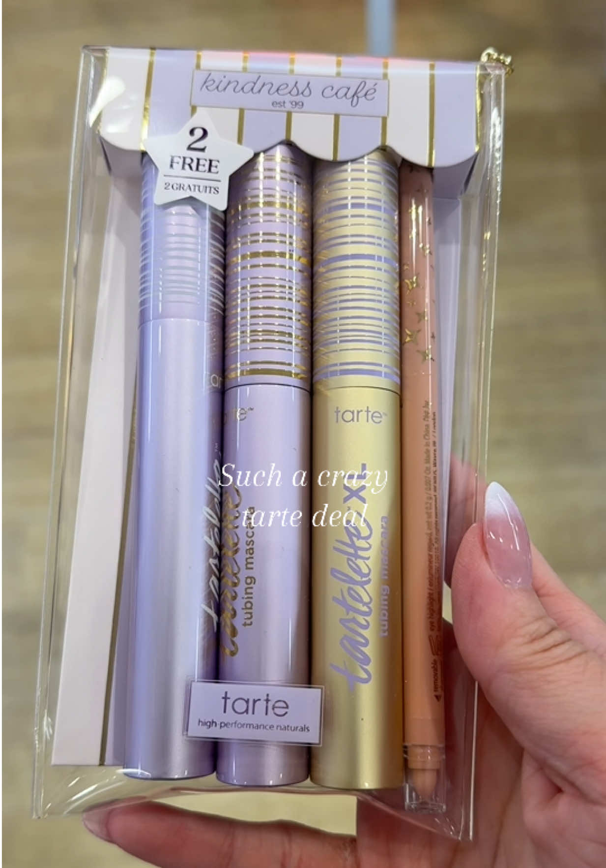 @tarte cosmetics you’re basically getting two free mascaras! #tartecosmetics #tartebundle #tarteholidaysets #fallfestival #tartemascara 