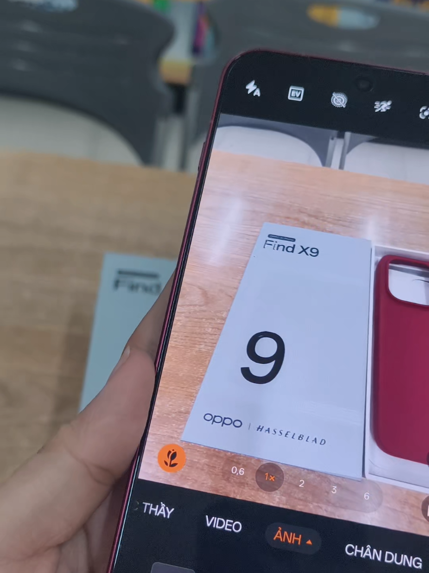 OPPO Find x9 Chính thức ra mắt tại Việt Nam 29/10 follow mình để xem đập hộp nhiều màu nhé 😍 #OPPOFindX9Series #OPPOFindX9 #KhaiPhongNhungVoTan #ZoomIntoVietnam #VNOPPOFINDX9