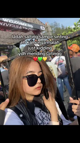 Enjoyyy🤟🏻😜 #❤️💛💚 #kehidupunk #andasopankamiyoman🇯🇲 #fypシ゚ #semarang24jam 