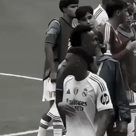 برشلونة 🔥😂 #مبابي #تصميم_فيديوهات🎶🎤🎬 #mbappe #viral #fpy 