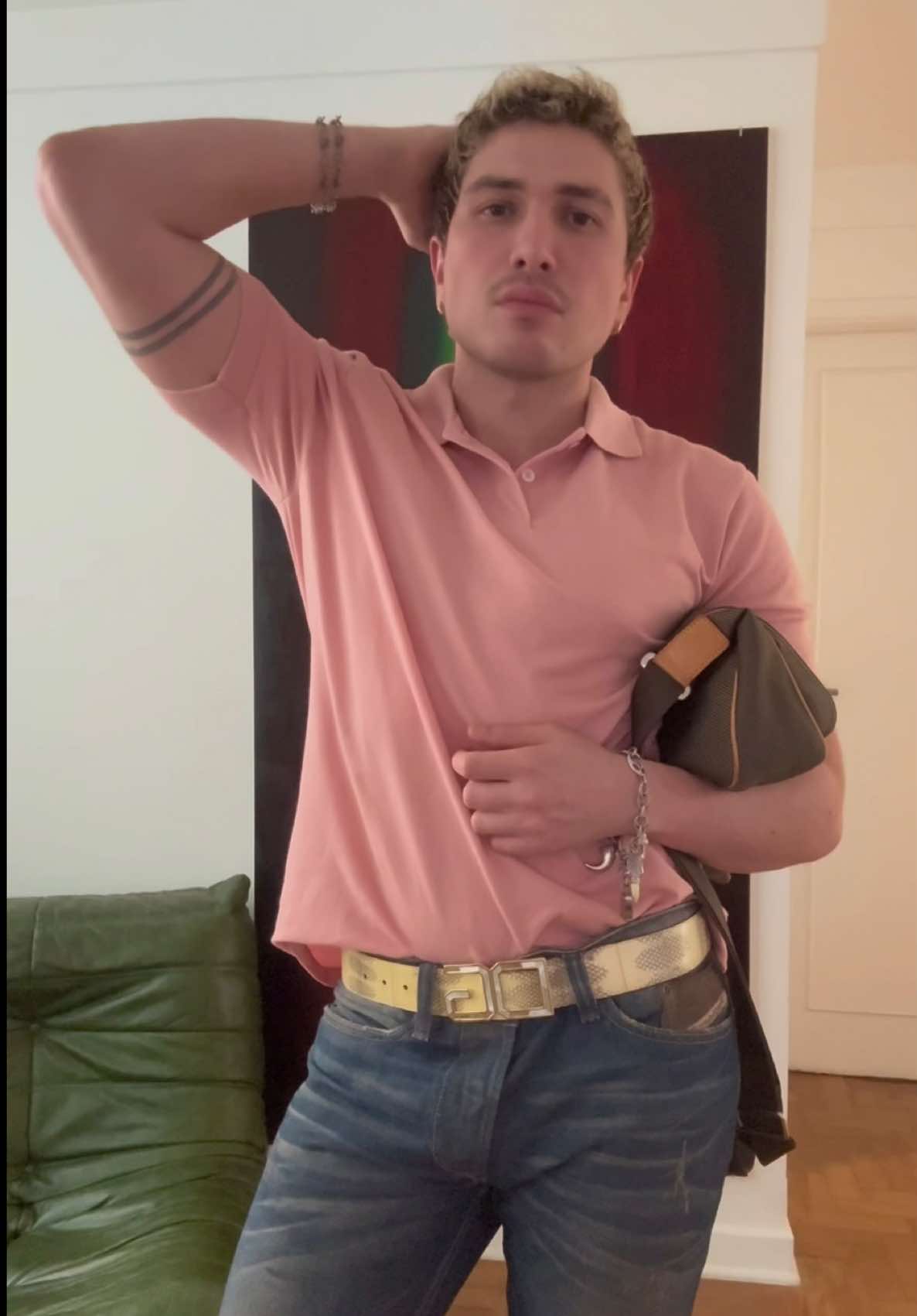 extreme niche halloween costume ~ cristiano ronaldo serving cvnt 💋🥰 #fashion 