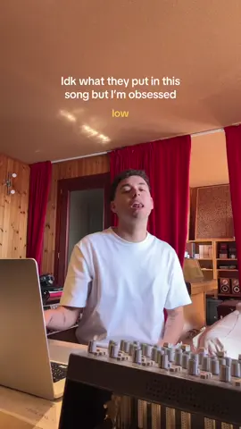 I need this song NOW.                 #ukg #ukgarage #electronicmusic #housemusic 