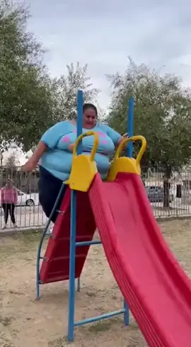 se quebró la resbaladera