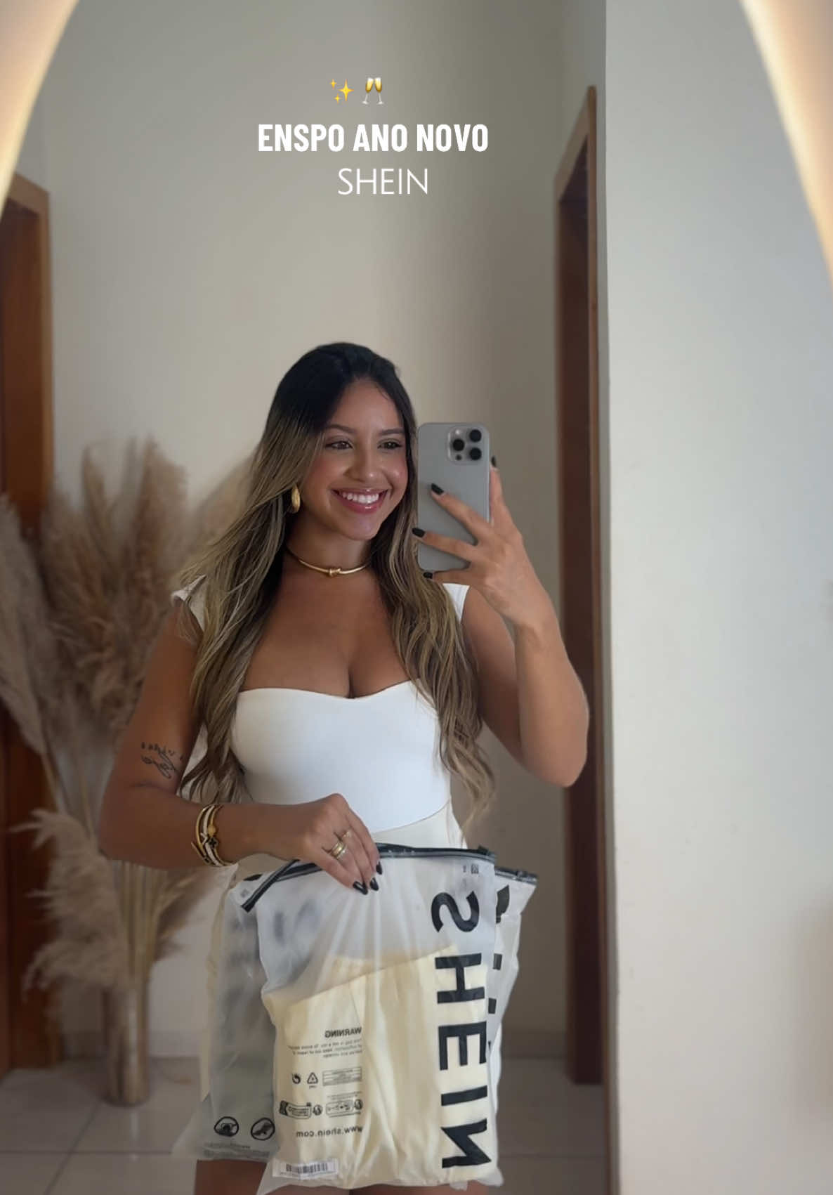 @SHEIN Brasil @SHEIN 💛✨ #sheincares #sheinhaul #sheinfashionweek #sheineidfun #outfitideas 