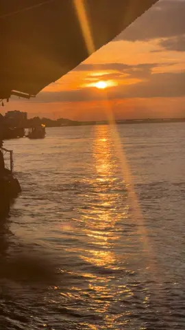 ฮัก#หนองคาย #ริมแม่น้ําโขง #แม่น้ําโขง #พระอาทิตย์ตก 