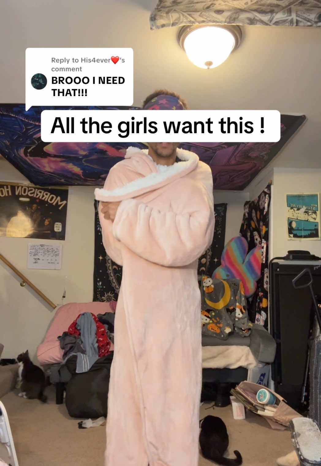 Replying to @His4ever❤️ wearable heated blanket #tiktokshopcreatorpicks #heatedblanket #tiktokshopblackfriday #WearableBlanket #giftforher 