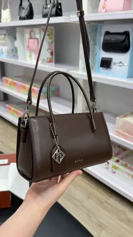 Bộ sưu tập mới lên kệ ✨ Đón vibe thu đông cực cuốn ✨ #HAPAS #newarrivals #bstthudong #suedemood #modernluxury 