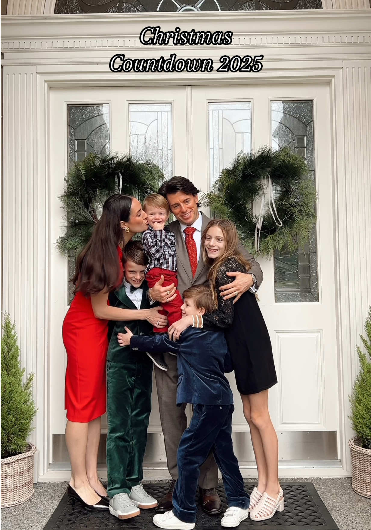 Only 3 days til Nov. 1st ❤️🎅🏼🎄 #christmas #christmas2025 #christmascountdown #christmastree #christmasdecor 