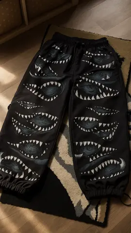 Celananya cakep banget 🫵🏻😫 #celana #baggypants #outfitideas #outfitinspo #rekomendasioutfit 