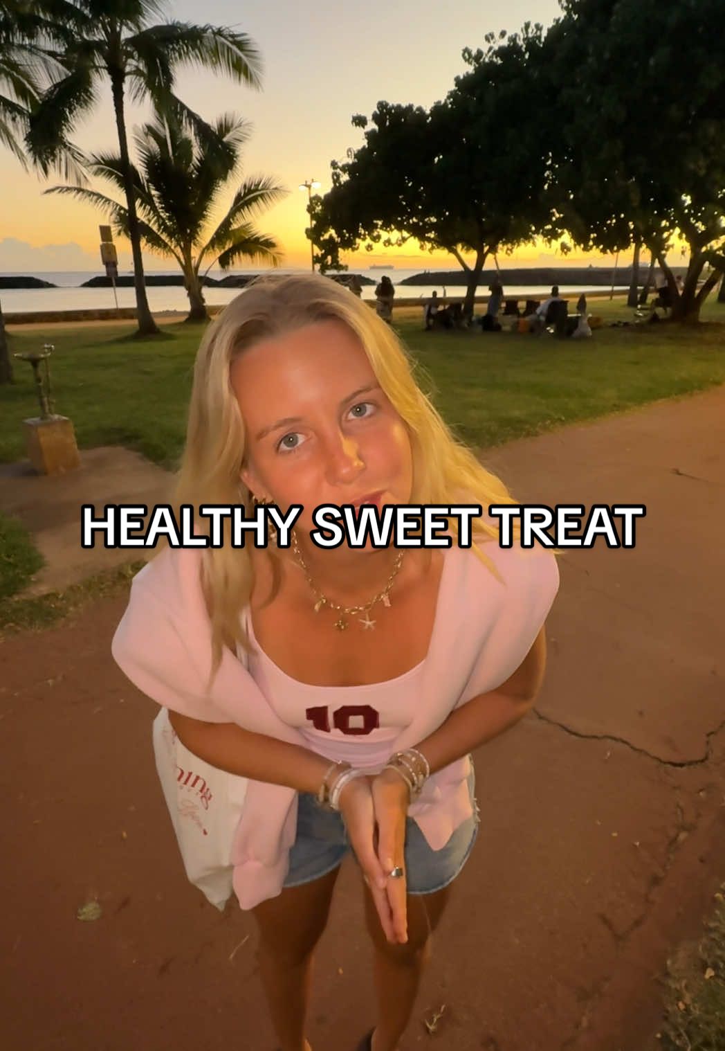 You deserve a sweet treat (incase no one’s told u today hahah) @Pressed #healthandwellness #glutenfree #dairyfreeicecream #wellnesstok #healthylifestyle #pressedjuicery #wellnessjourney #whatieatinaday #antiinflammatory #chronicillness 