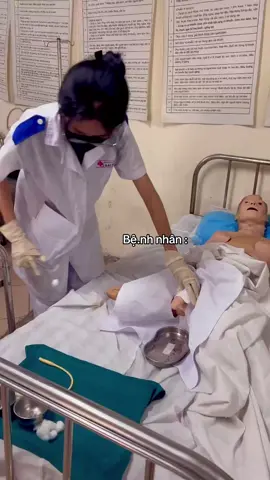 Có ai đã được trải nghiệm thông ống tiểu chưa? 👀🫂👩‍⚕️🧑‍⚕️🩺 #viral #xuhuong #sinhvienyduoc #hocycogivui👩🏻‍⚕️💙 #caodangyduocsaigon 