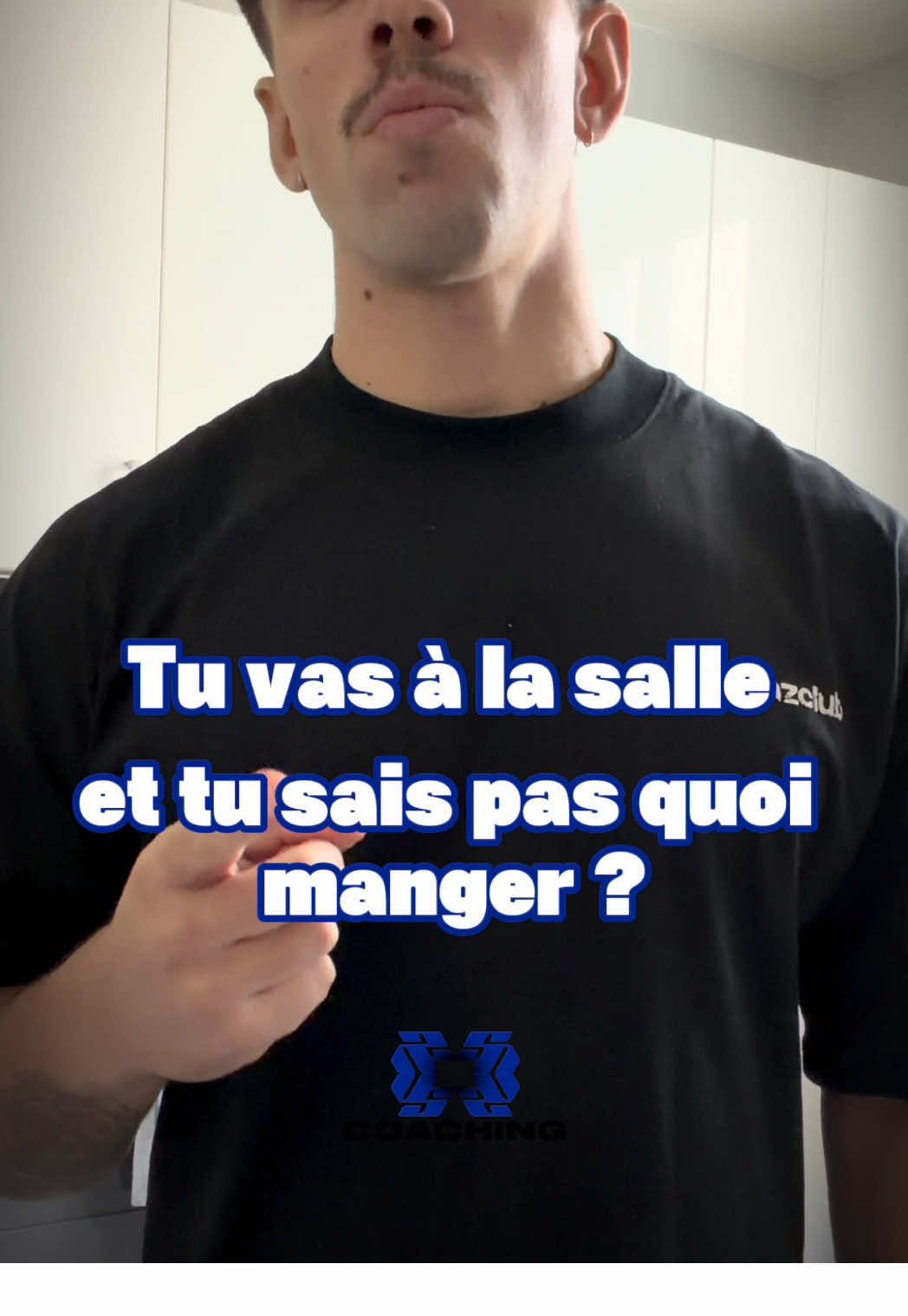 Tu sais pas quoi manger avant d’aller à la salle ?  Saches que le repas avant d’aller t’entraîner est l’un des plus important si tu veux construire du muscle ! 🫡 il te donnera l’énergie nécessaire pendant ton entraînement, à consommer 1h/1h30 avant 😌 J’ai ce qu’il te faut ! ⬇️ -50g crème de riz  -40g whey  -10g beurre de cacahuète  - 2 dattes medjool  534 kcal P35C79F8 Adaptes les dosages selon ton objectif ! 🎯 Avec plaisir on discute de tes ambitions 📩 #musculation #transformation #pertedepoids #GymTok #food 