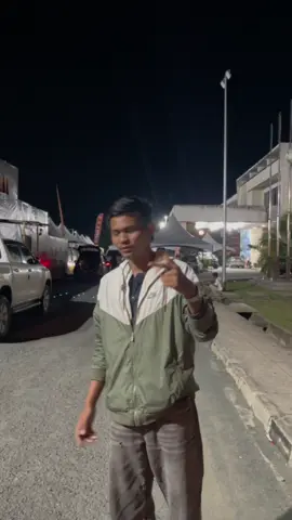 DIRECTION BOOTH ADICTO CHURROS DI KOMOLEKS SUKAN LAHAD DATU.  @eymlchan @FauziRahman @AbgAdicto  #lahaddatusabah #lahaddatu 