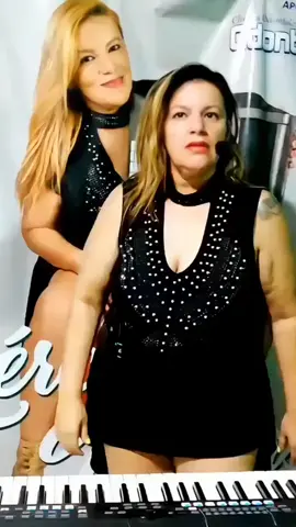 Garçom? Meu amor andou aqui hoje? iiiiihraaaaaaaaa❤️‍🔥💃 #viral #tiktok #modao #trend 