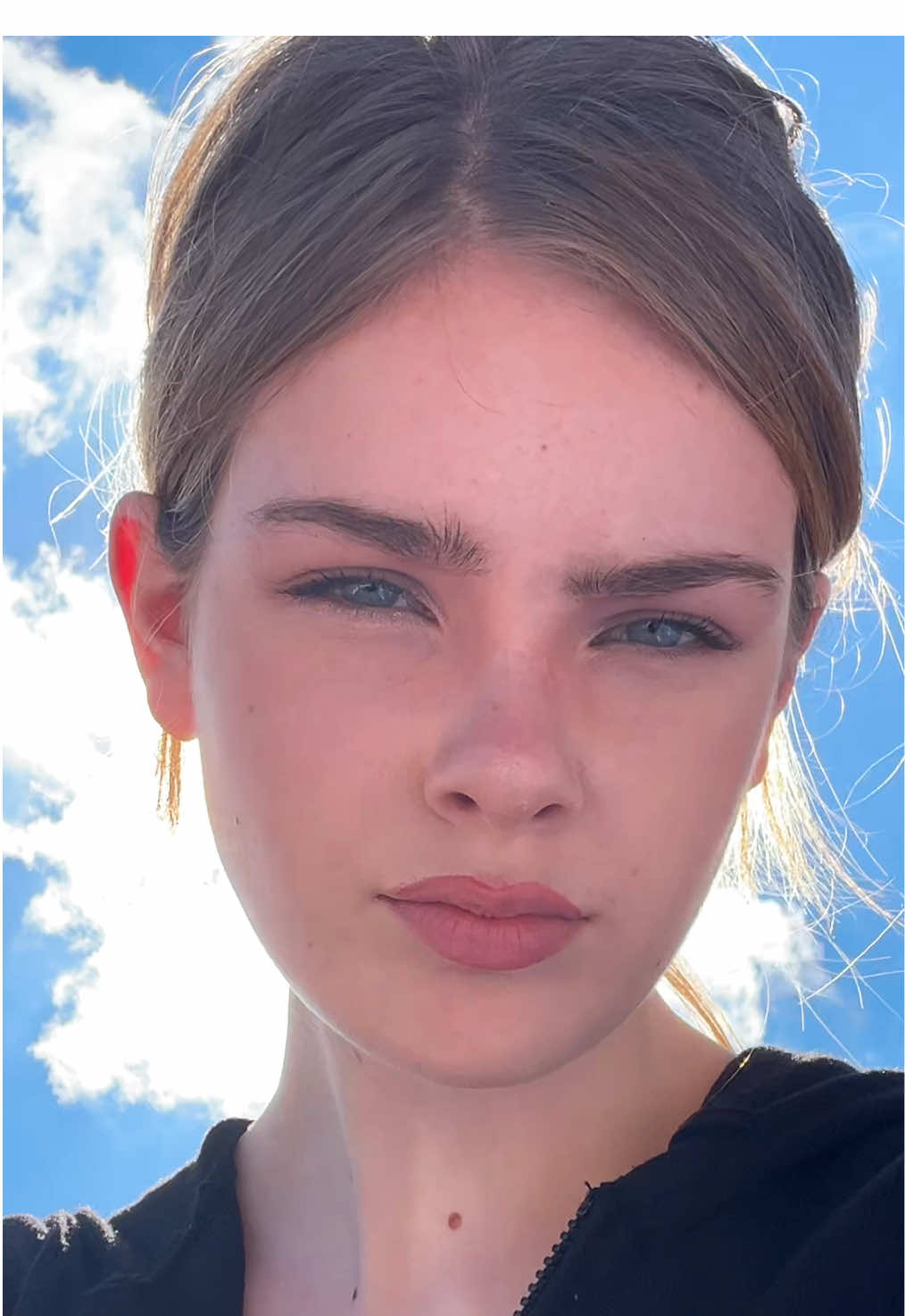 Sunny beach day #fyp #viral #beauty #makeup #lookism 