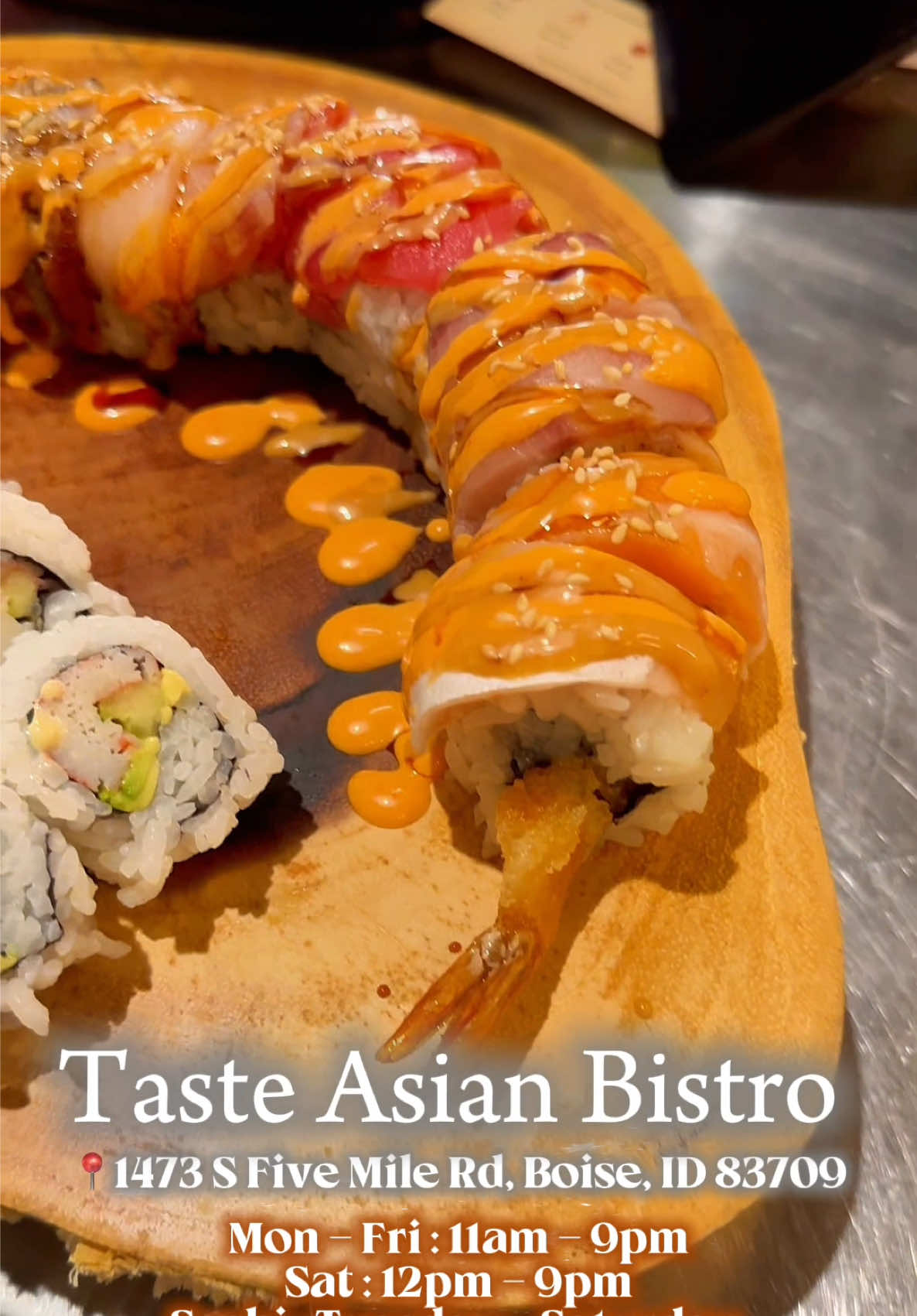 Snake River Roll🐍 Shrimp tempura, asparagus, & cream cheese topped with avocado, tuna, eel, salmon, shrimp (ebi), red snapper, yellowtail, eel sauce, spicy mayo, & sesame seeds. Come taste the legend at Taste Asian Bistro! Only at Taste Asian Fusion Bistro, Boise. Available for dine-in or to-go! Mon-Fri : 11am - 9pm. Sat : 12pm - 9pm. Happy hour from 4pm-6pm. Make a reservation online at www.tasteboise.com and www.opentable.com. To-go order call 208-202-2912. Order online at www.tasteboise.com or call +1 (208)202-2912. For delivery, we are partner with Ubereats and Doordash, #asianfood #sushi #wine #fullbar #cocktails                        