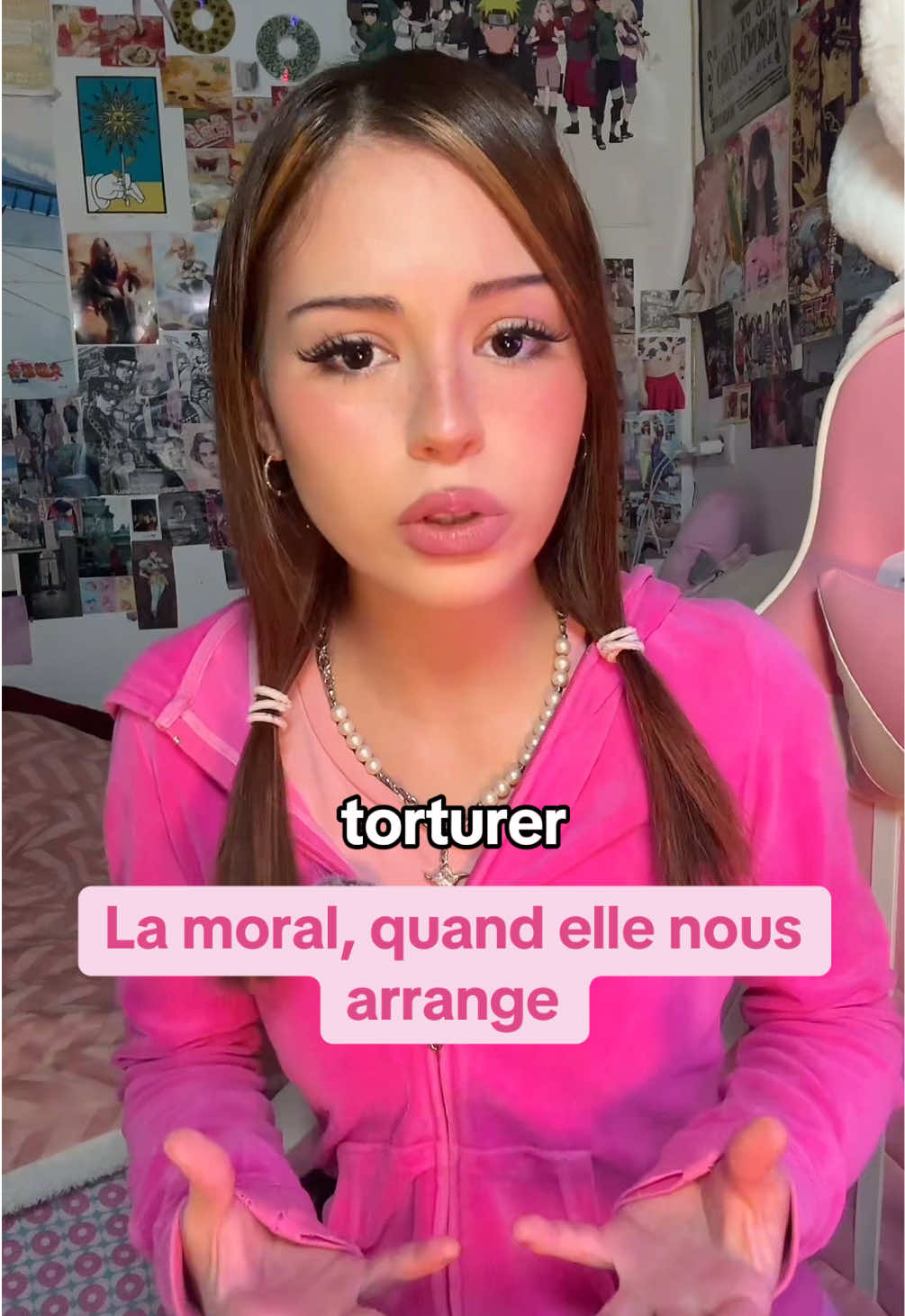 Et si on serait pas tous des Light Yagami au fond ? juste sans death note? L’impression d’etre dans Black Mirroir parfois, avec cette conviction de trouver un coupable pour se rassurer sur notre propre violence interne. #violence #debat #moral #sociologie #deathnote 