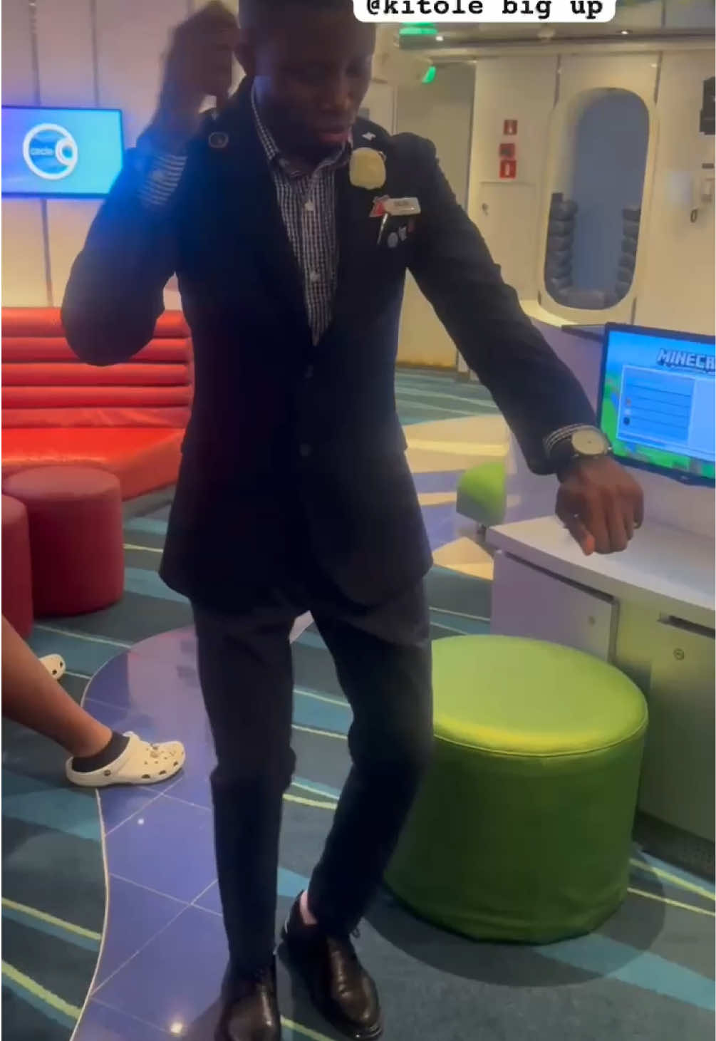 My brother @BLACK MAFYA has officially challenged everyone on that Bembeleza Refix dance Challenge, 🚀🚀🚀. If you think you can do it better ,then let’s see 😎 Post and Tag me . Let’s goo! #bembelezadancechallenge  #culture #expression #dance #africandance  