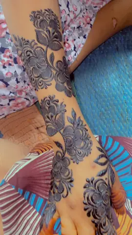 Henna-temple-by-pheenah 08165788406