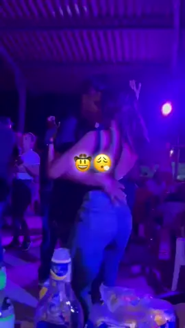 Bachatéame 🤠#LIVEIncentiveProgram #KeepItRealKeepItLIVE #PaidPartnership 