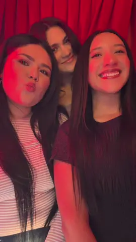 Photo booths with your best friends >> 💗 #photobooth #bestfriend #fyp #memories @Photomatica Photo Booth Co. 