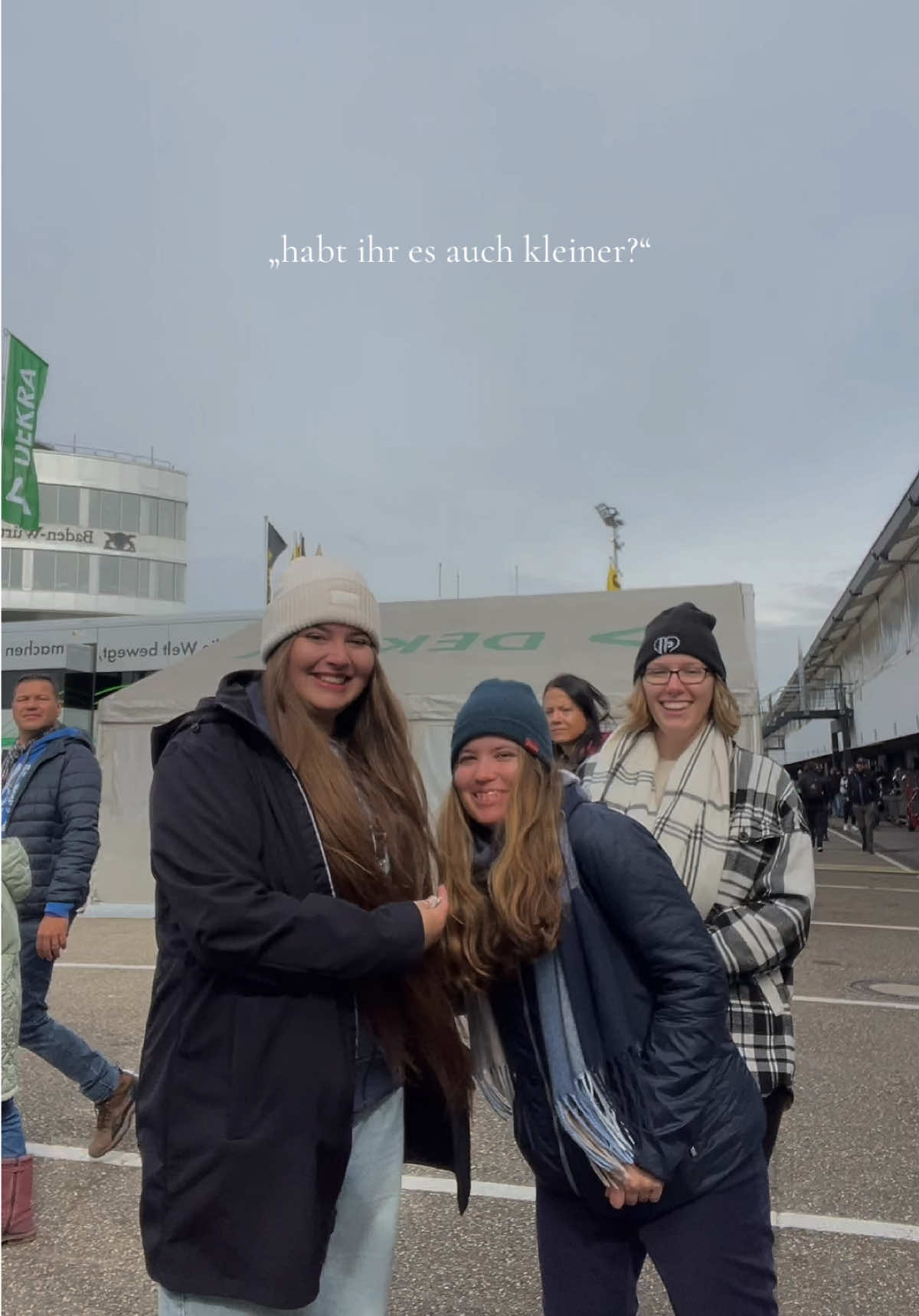 Ja haben wir (@Kim 🏎 ) #habtihresauchkleiner #racetrack #motorsportcontentcreator #kleinertrend #fyp feat @Bea 🙂‍↕️