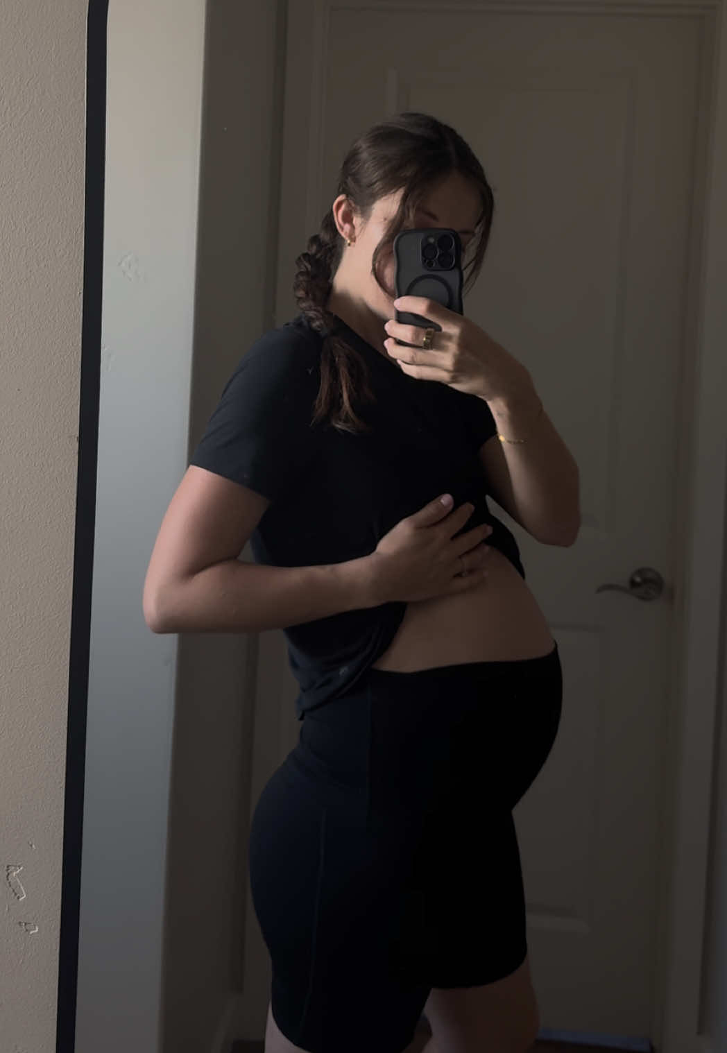 so close to meeting baby V 💜#34weekspregnant #bumpdate #pregnancyjourney 