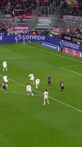 This move seems familiar, doesn‘t it? 🤔 #Karl #FCBayern #screamer #football #Edit 