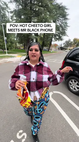 Tell me why He needs help with groceries #hotcheetogirl #comedian #skits #fyp #blackphone 