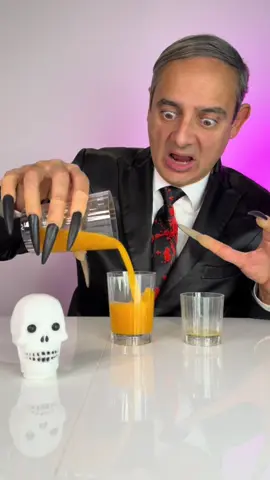 How? ✨ | Arnaldo Mangini #comedy #magic #halloween 