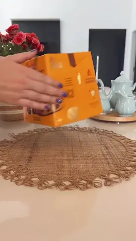 lindo porta panetone, personalizado para você deixa sua mesa mais linda. link nos comentários. copia e cola. #achadinhos #natal #cosinha #shopee #utilidades 