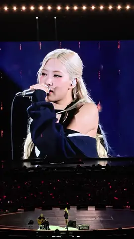 my number one girl 🤍🐿️ #iam_socnho #rosé #roses_are_rosie #xuhuongtiktok 