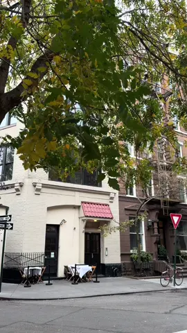 Fall in the west village #newyork #newyorkcity #westvillage #westvillagenyc 