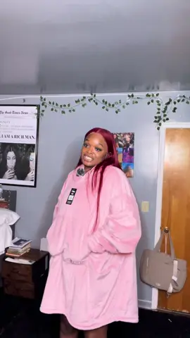 My cart already a million dollars😭 @The Comfy #fypシ #comfyclothes #loungewear #cozyaesthetic #tiktokshopmademebuyit 