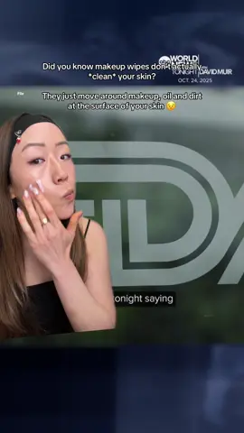 Babe if you’re still using makeup wipes, this is your sign to switch over to a cleansing balm or oil nowww 🧼  Plus makeup wipes can leave behind residue that can clog your pores and sensitize your skin. If you’re doing all the skincare things and not seeing results, using makeup wipes could be impacting it! Skincare being applied onto dirty skin is not gonna work 😕 Are you still using makeup wipes? Lemme know if you need cleansing balm or oil recs 🙌🏼 So many amazing double cleansing first cleansers available on the market now! Product: @good light cosmetics cleansing balm #makeupwipes #doublecleanse #cleansingbalm #kbeauty #doublecleansing   