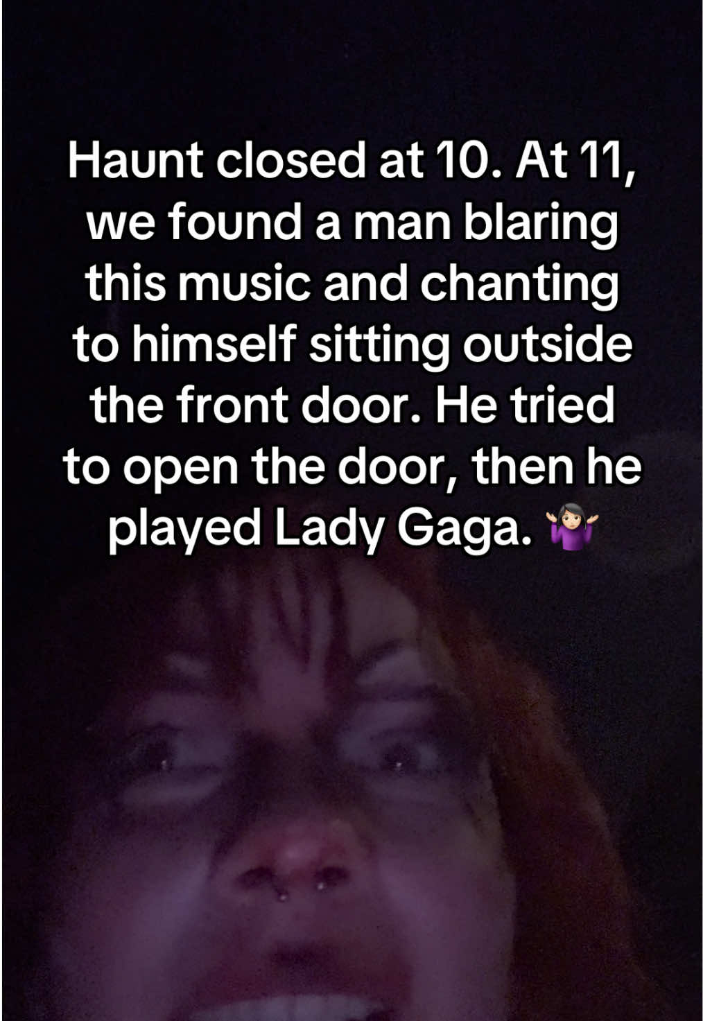 Your local haunted house management team was not ready to experience a real life horror movie scene. #hauntedattraction #hauntedhouse #halloween #hauntactor #scareactor 