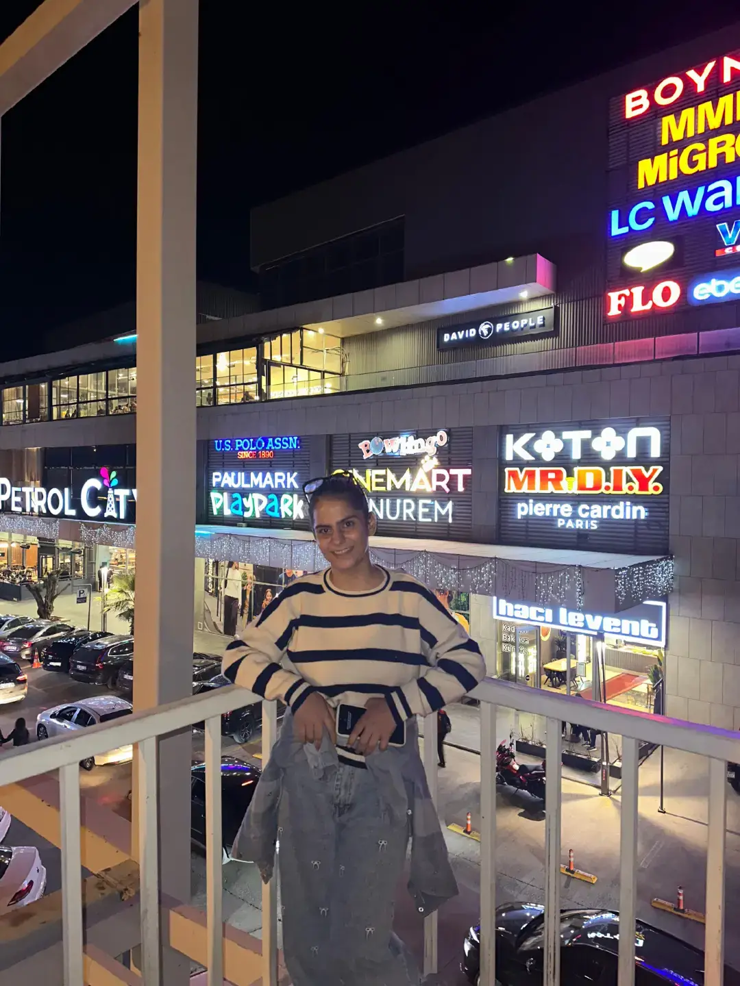 dumpii 🥳🎀🤍  süprizim var o la la#keşfett #tiktok #keşfetbeniöneçıkar #CapCut #ttutsunn 