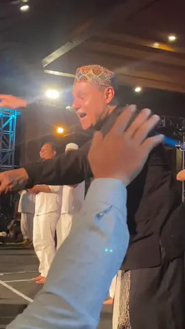 terimakasih abi @Haddad Alwi sudah menghibur kota solo🤍🤍 #haddadalwi #solo #solo24jam 