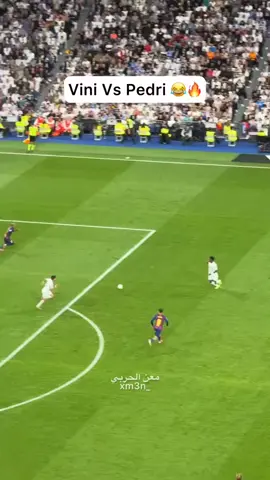 YO TAMBEIN QUIERO ESA CAMISA VINI 😩❤️🤍💀#vinijr 🆚 #pedri #realmadrid #viral #fyp 