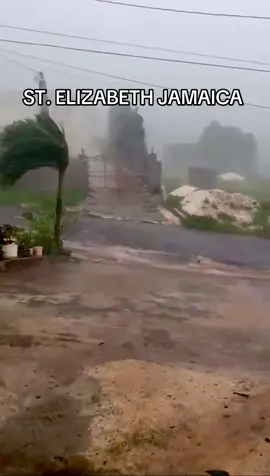 St. Elizabeth Jamaica tracking Hurricane Melissa #hurricanemelissa #jamaica #hurricaneseason #weather #fyp