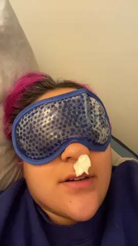 i feel it specifically in my molars and i'm straight up having an awful time 😄👍🏽