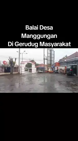 Satu persatu masyarakat sudah bisa membaca anggaran desa kemana arah dan tujuannya Yuk simak video berikutnya   Sapa tau desa lain dah mulai ketar ketir klo masyarakatnya sudah mulai turun ke jalan...  Tunggu ke DESA-DESA berikut nya... #balaidesamanggungan #Demo #masyarakat #mintakeadilan #tiktokviral 