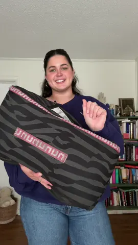 nuulyholic 🤪🤪🤪 me and @nuuly against the world #nuulypartner #nuuly #midsizefashion #fitcheck 