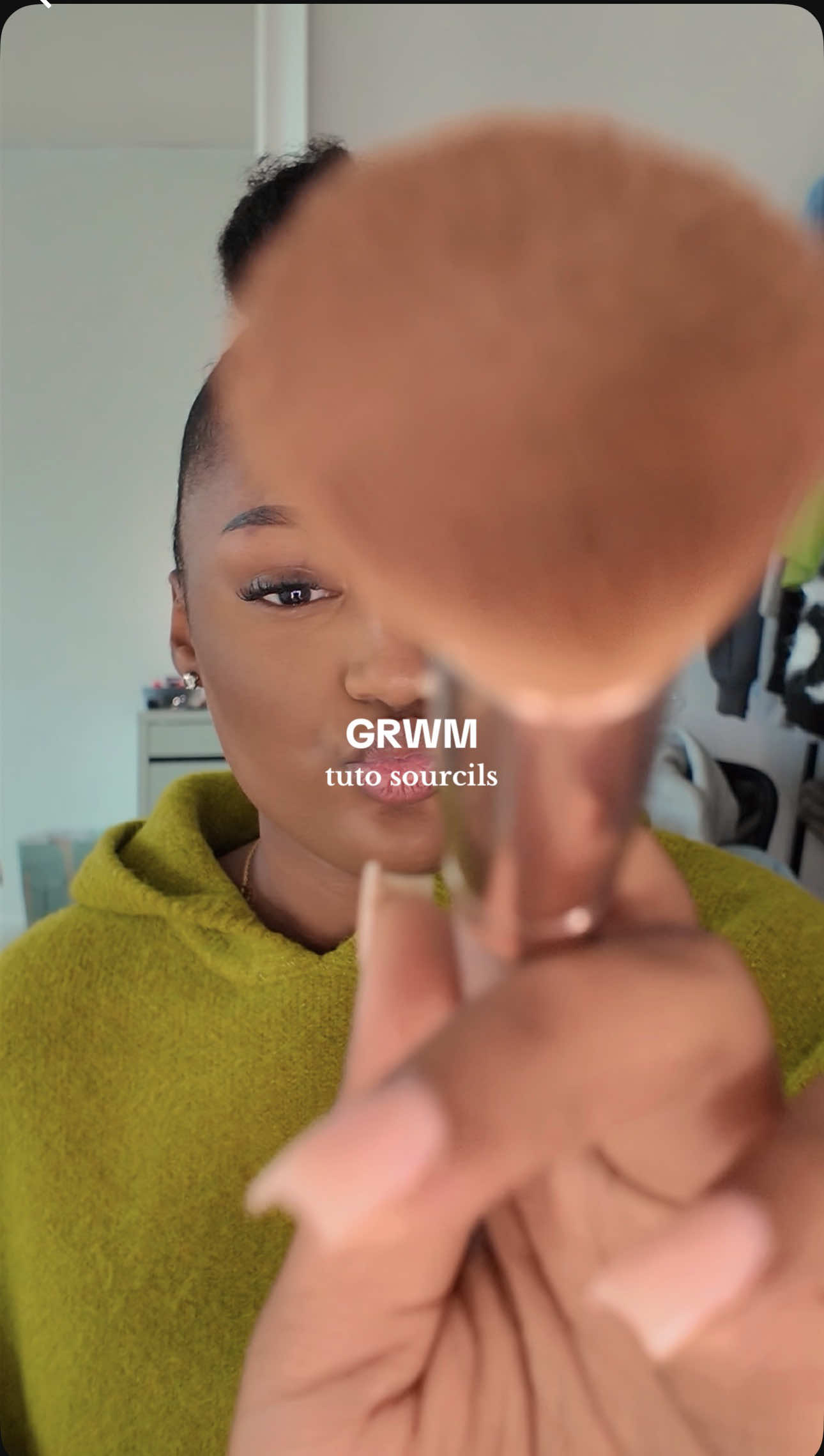 On fait comme on peut 😂 #grwm #sourcils #makeup #ayanakamura #meryl  